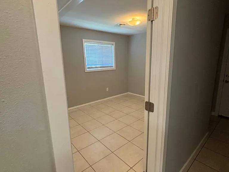 285 W Vicki Ave — Photo 19