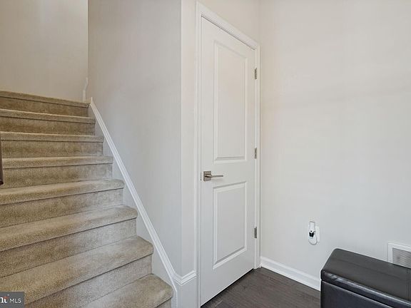 5th image of 23215 Milltown Knoll Sq Unit 113