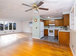 51 Winthrop Rd, Warwick, RI 02888