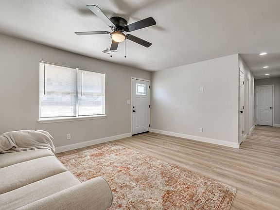 11 Web Or Mls 507 Maplewood Ln Skiatook Ok 17
