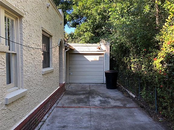 2nd image of 811 35th Ave S