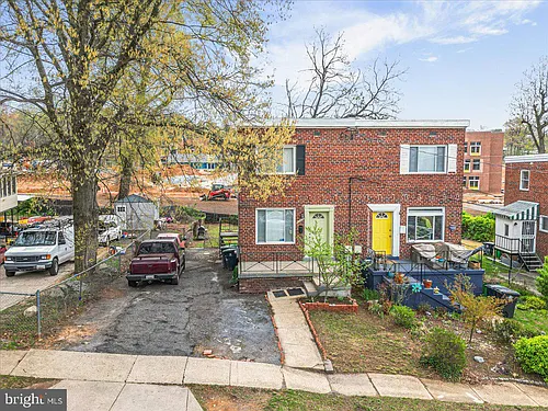 5225 59th Ave Photo 1