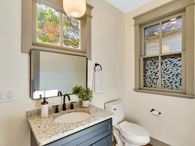 5409 Saint Elmo Ave — Photo 30
