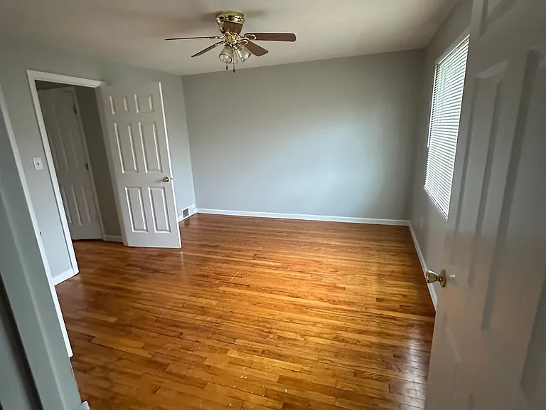 4878 Banbury Ct #4 — Photo 25