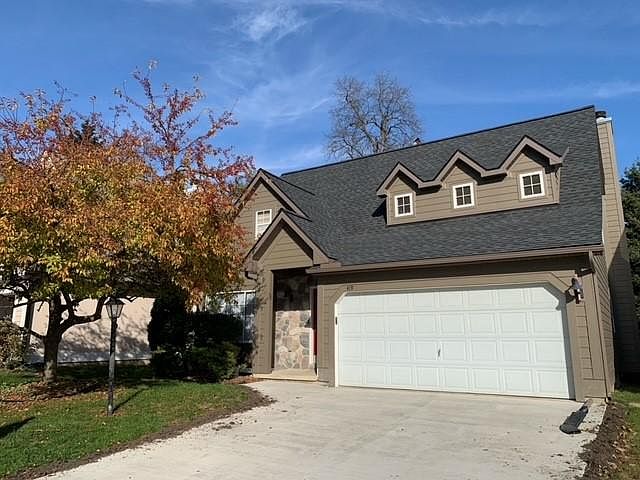 1st image of 419 Sommerset Ct