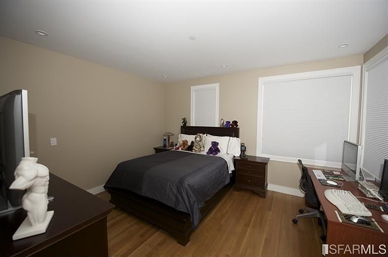 1st image of 3561 21st St