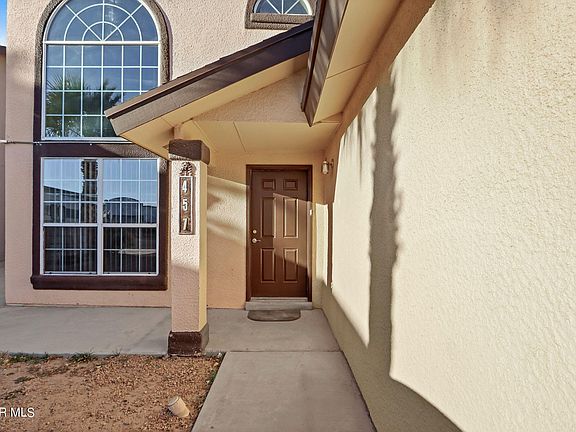 3rd image of 457 Valle Calido Dr