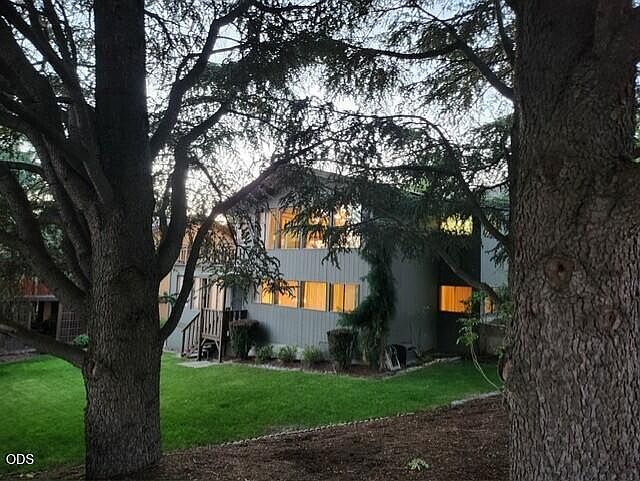 1st image of 2080 Terrace Ave