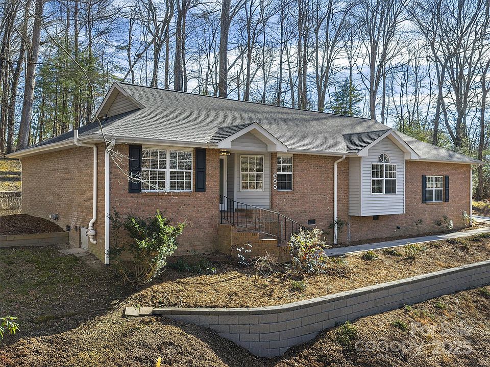 1st image of 309 Derby Ln