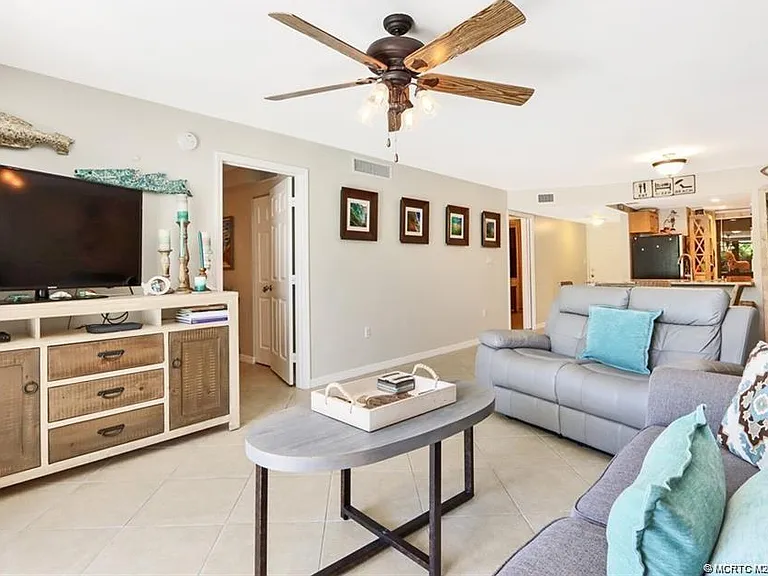 10600 S Ocean Dr #2 — Photo 9