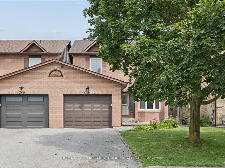 747 Stonepath Cir — Photo 1