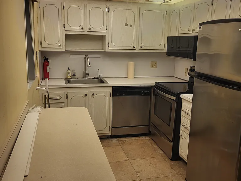296 Brittany Way #G — Photo 1