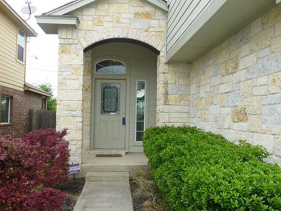 2nd image of 2224 Nestlewood Dr