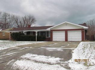 1870 Newman Ter, Benton Harbor, MI