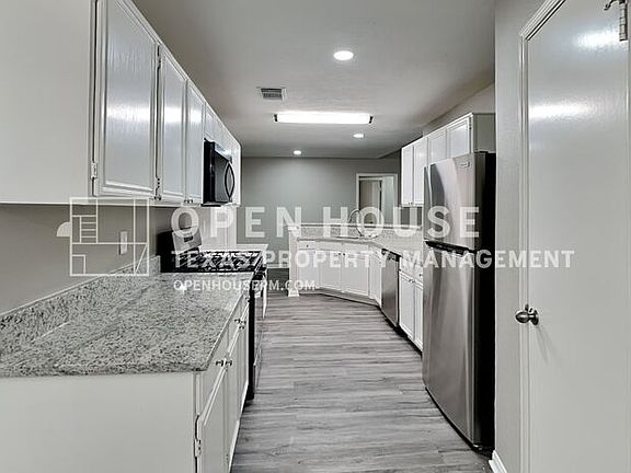 5th image of 19302 Winding Branch Dr