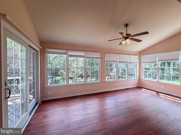 4th image of 15559 Brown Deer Ct