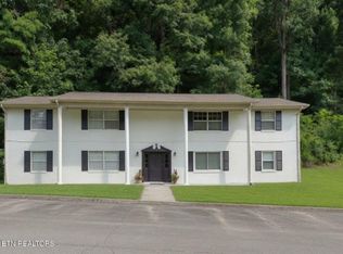 6745 Langston Dr, Knoxville, TN 37918