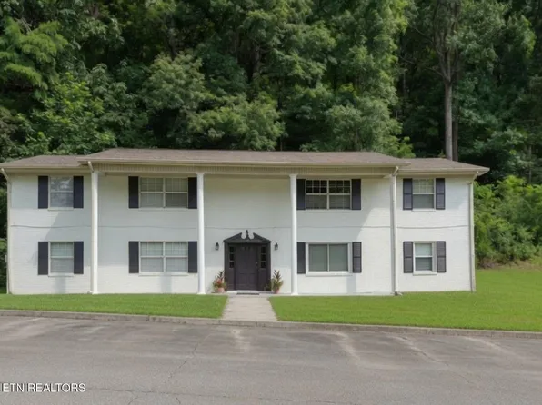 6745 Langston Dr, Knoxville, TN 37918