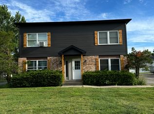 375 Commanche Dr #2, Lowell, IN 46356
