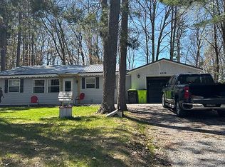 9939 Chase Blvd, Roscommon, MI 48653