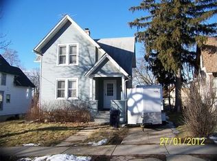 858 S Liberty St, Elgin, IL 60120