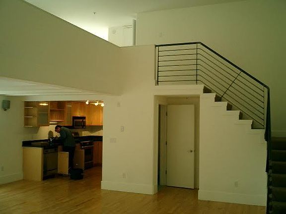 5th image of 638 Minna St #6A