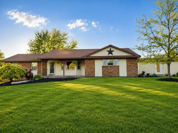 1595 Angling Rd SW, Grandville, MI 49418