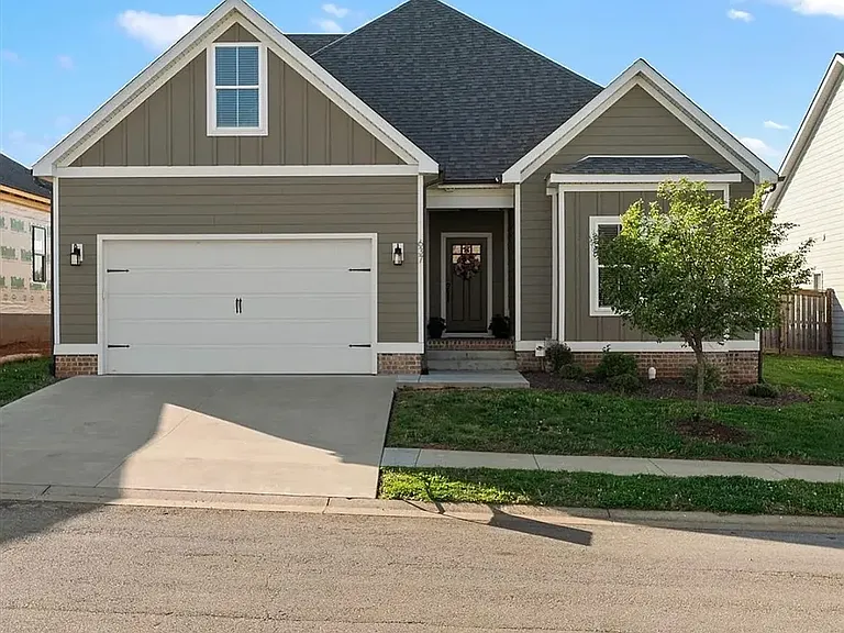 637 Boston Park Dr — Photo 15