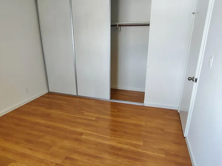 320 W Maple St — Photo 26