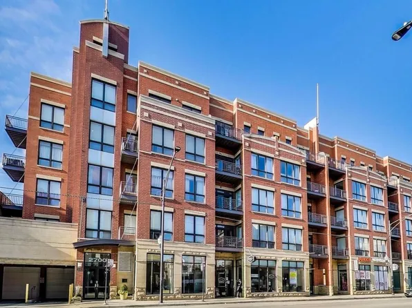 2700 N Halsted St APT 206, Chicago, IL 60614
