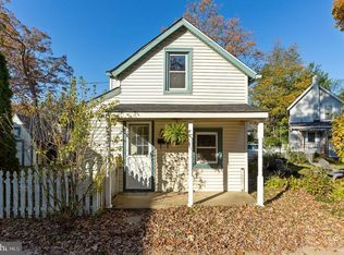 135 6th Ave, Pitman, NJ 08071