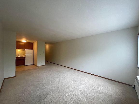 5th image of 400 6th Ave SE APT 24