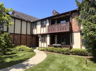 3C Avon Ct APT C, Chatham Twp, NJ 07928