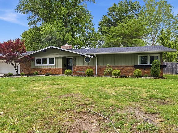 2nd image of 2723 E Glenwood Street