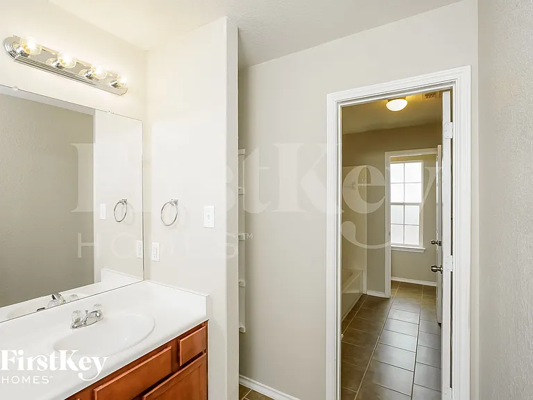 3514 Glacier Lake — Photo 10