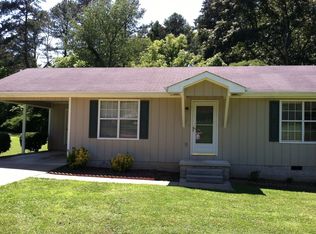 909 Park City Rd, Rossville, GA 30741