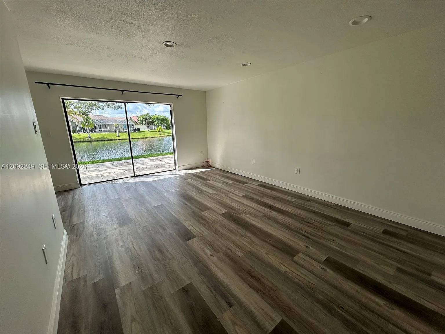 Palm Cir N, Miramar — Photo 2