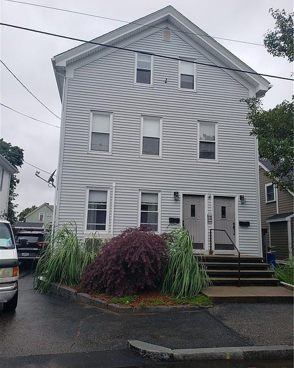 29 Cole St East Providence RI Zillow