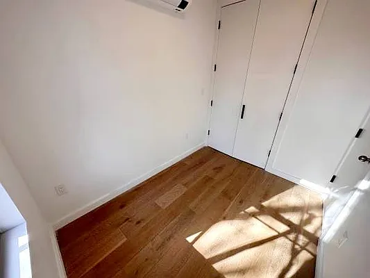 Rented by Brooklyn Property Group LLC | media 30