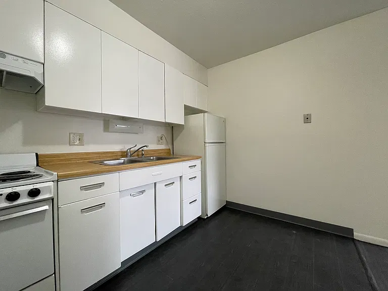 1340 King Ave — Photo 29