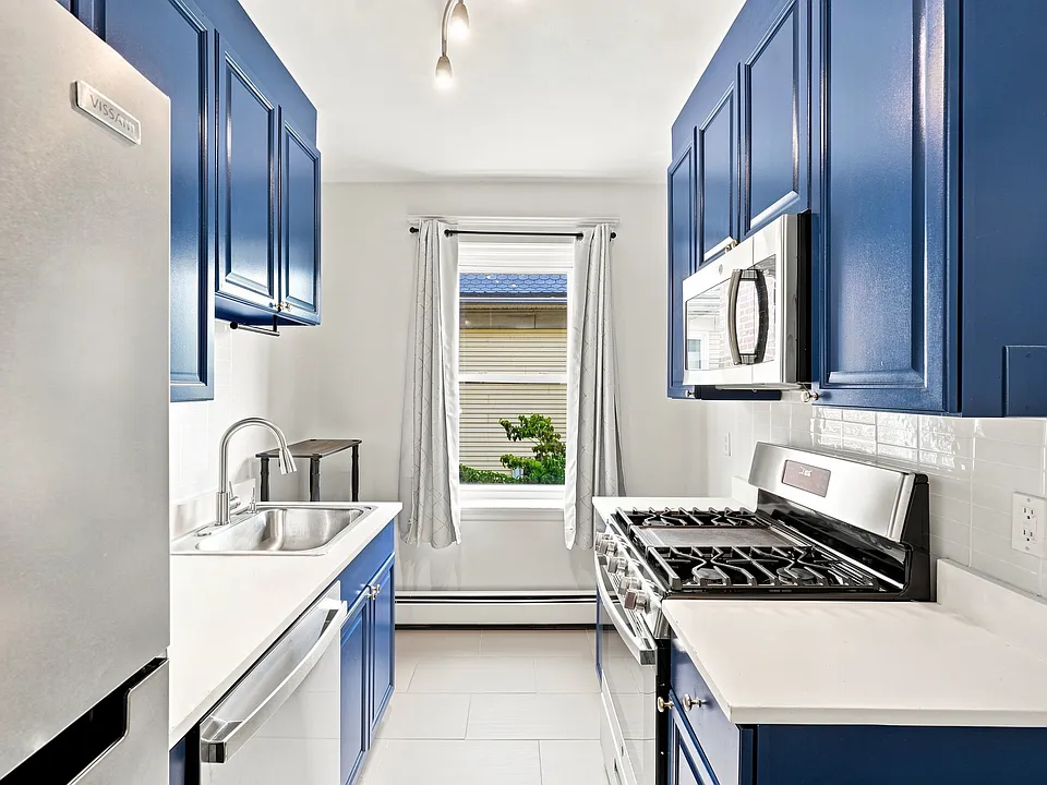 23 Breed St #5