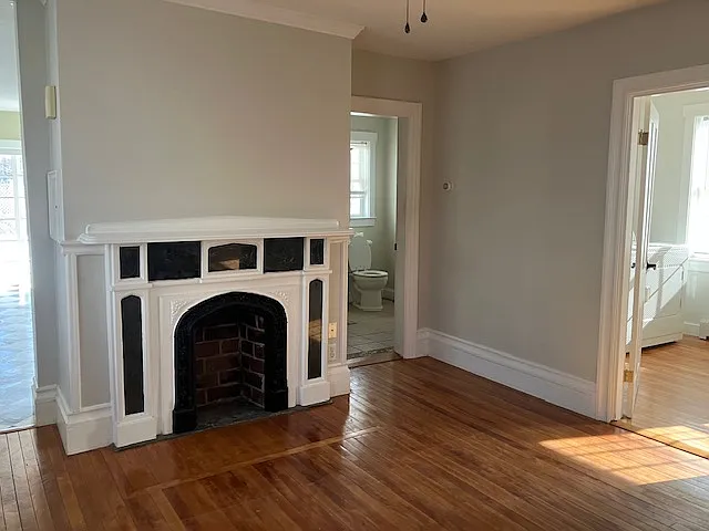 1 bed, 1.5 bath, 1100 sqft, $1,850 — Photo 2