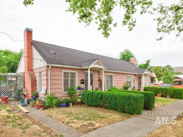 1006 11th St, Lewiston, ID 83501