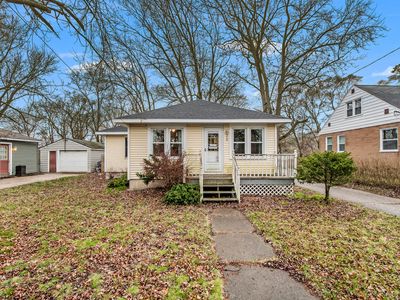 330 Farnham St SE, Kentwood, MI, 49548