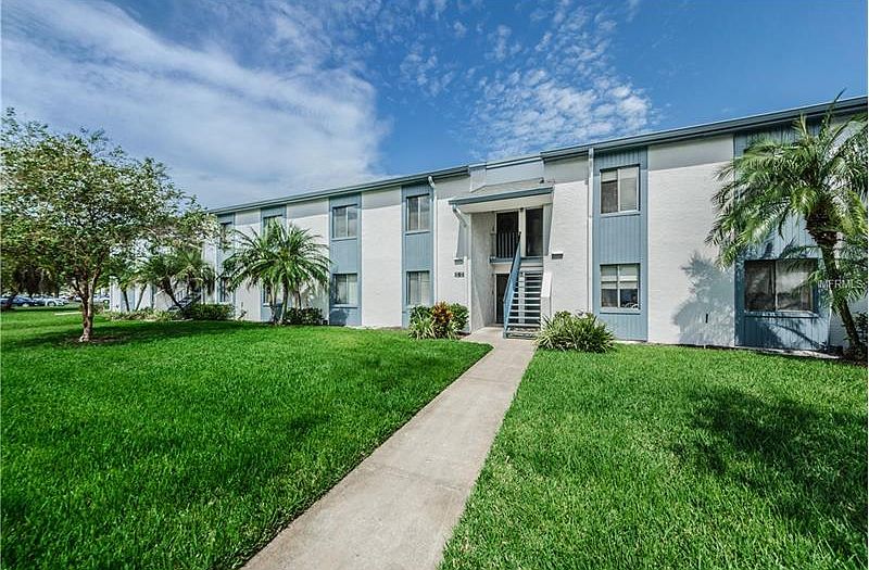 1st image of 158 Cypress Ln #58