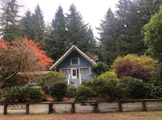 5430 Woahink Dr, Florence, OR