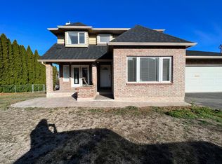 2438 Harmon Rd, West Kelowna, BC V1Z3A9