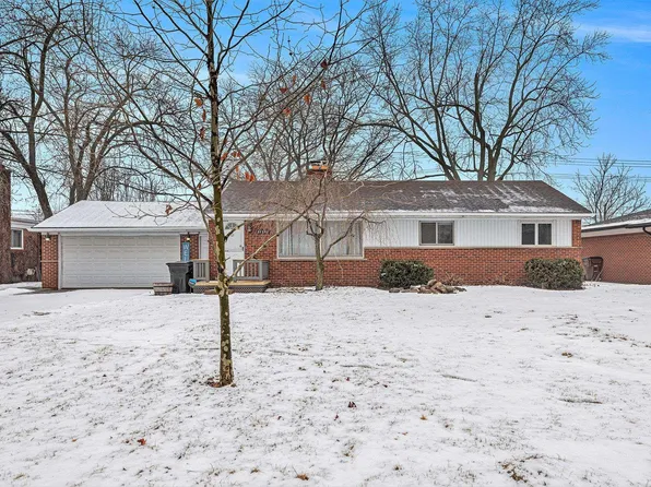 48597 Cardinal St, Utica, MI 48317