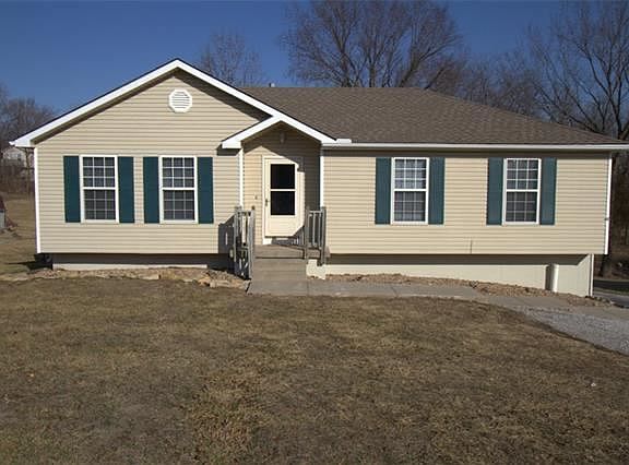 3rd image of 245 Dykes Ln