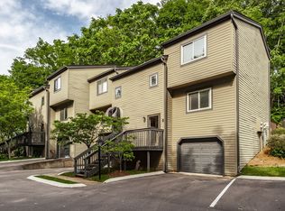 256 Summit Ridge Dr, Nashville, TN 37215